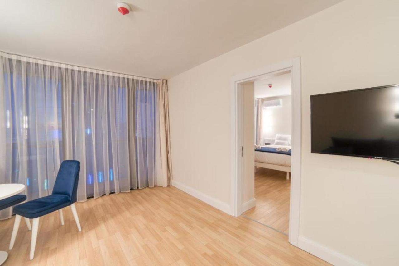 Luxury Sea View Apartments In Orbi City Batumi Eksteriør bilde
