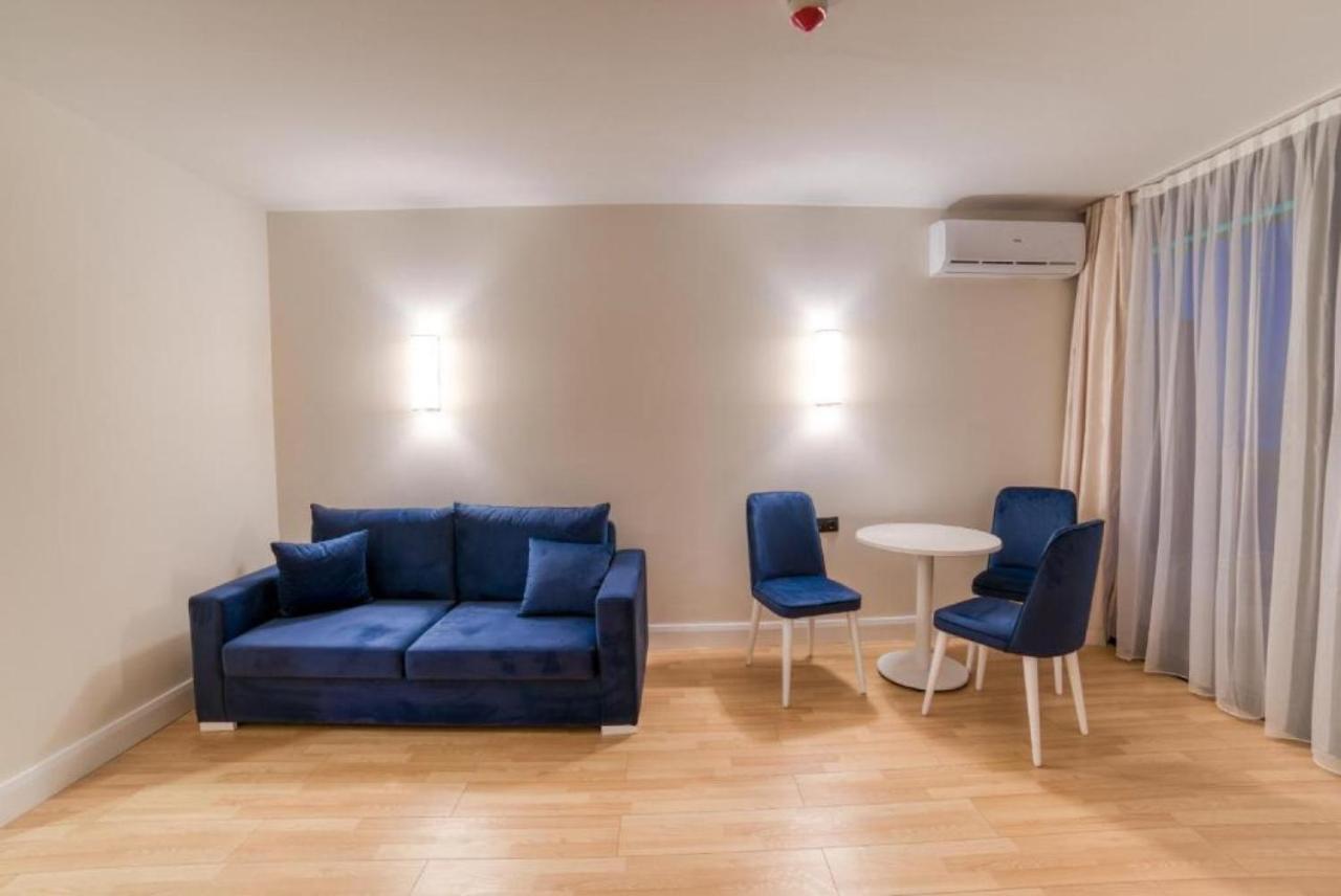 Luxury Sea View Apartments In Orbi City Batumi Eksteriør bilde