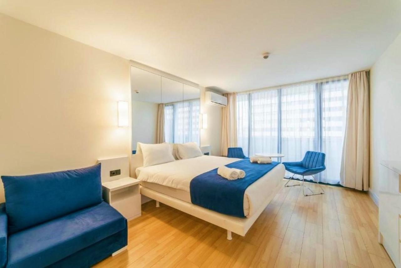 Luxury Sea View Apartments In Orbi City Batumi Eksteriør bilde