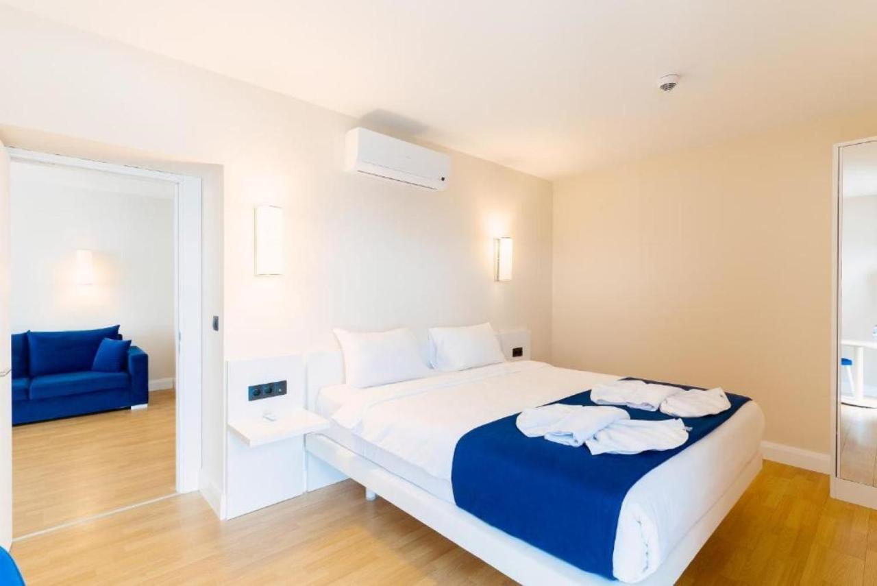 Luxury Sea View Apartments In Orbi City Batumi Eksteriør bilde
